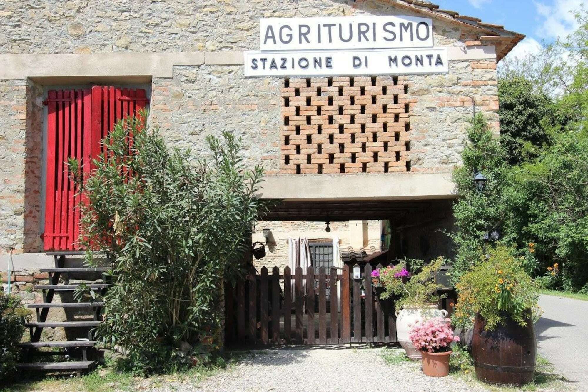 Villa Agriturismo Stazione Di Monta Vicchio Exterior foto